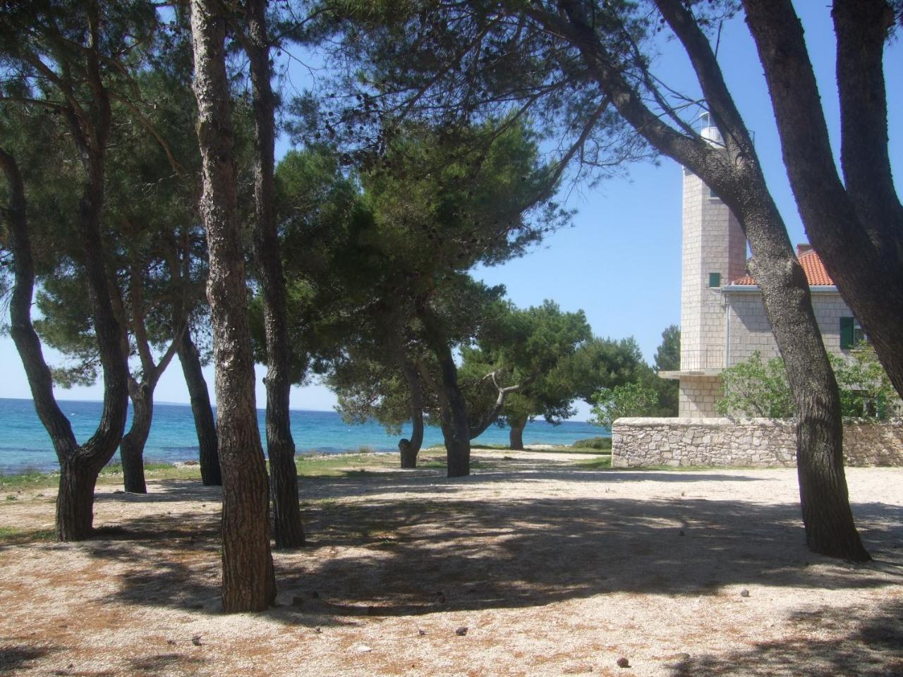 Beach Home Noemie Vir Exterior photo
